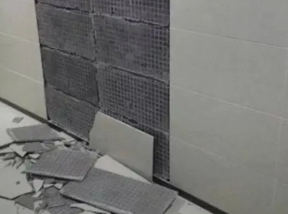 沙河瓷砖空鼓维修公司分享下沙河墙砖松动维修的知识